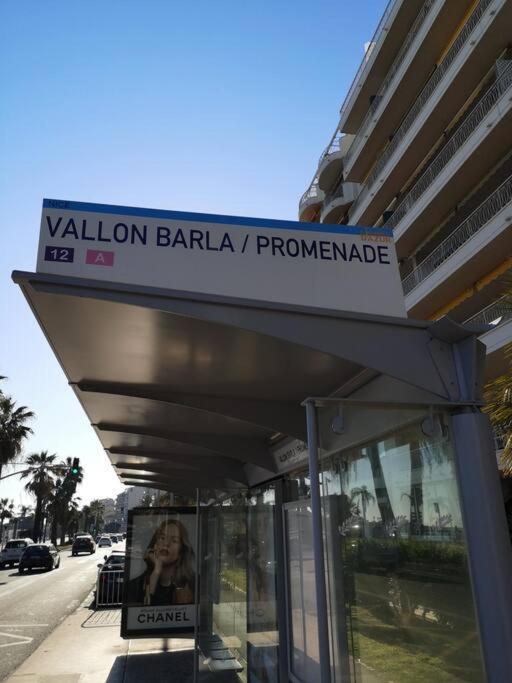 Beach Front, Superbe Appartement Pour 4 Personnes Nizza Exterior foto