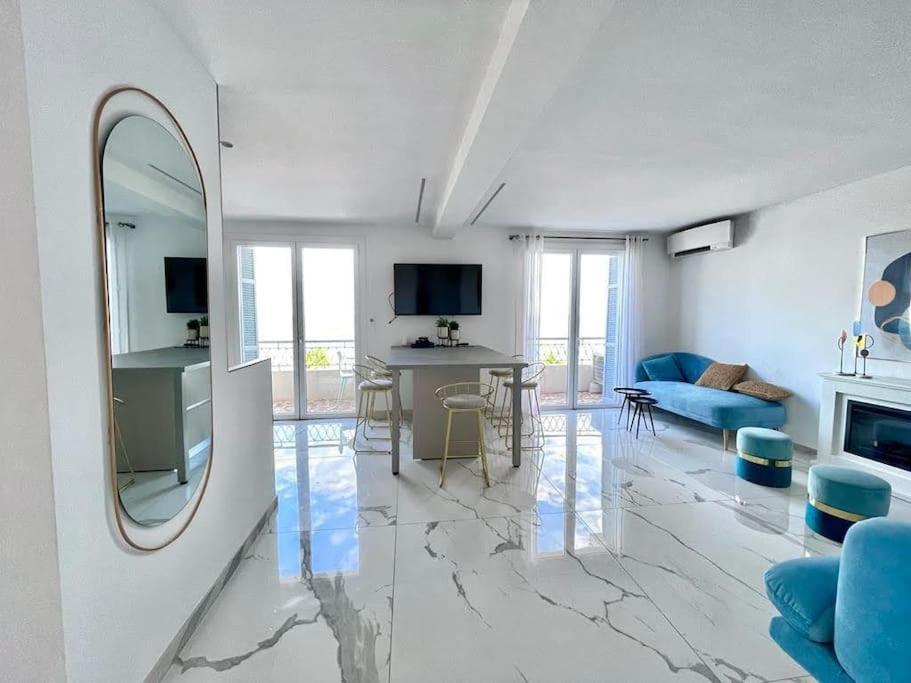 Beach Front, Superbe Appartement Pour 4 Personnes Nizza Exterior foto
