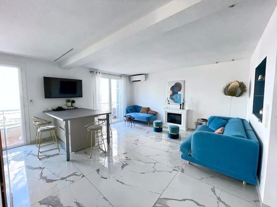 Beach Front, Superbe Appartement Pour 4 Personnes Nizza Exterior foto